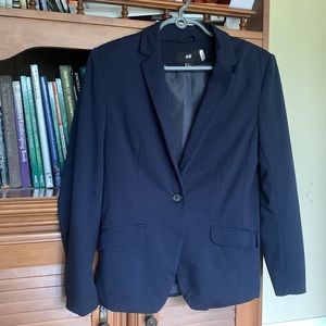 Size 10 Woman’s Navy Blue Suit Top with Pockets and Cinched Waist